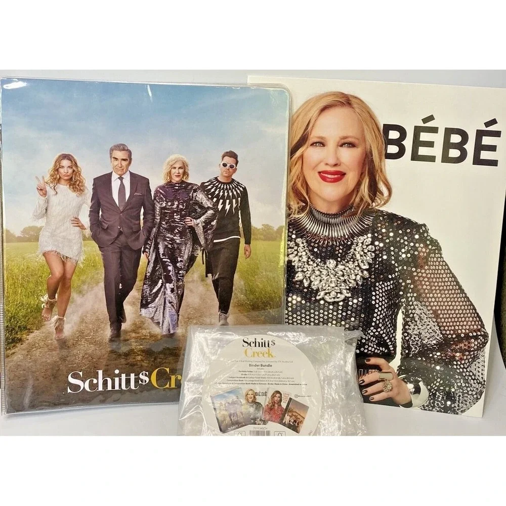 Schitt's Creek Binder Folder Notebooks Bundle 4 Piece Set Catherine O'Hara 2015